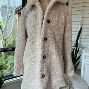 Woman’s Beige Sherpa Coat